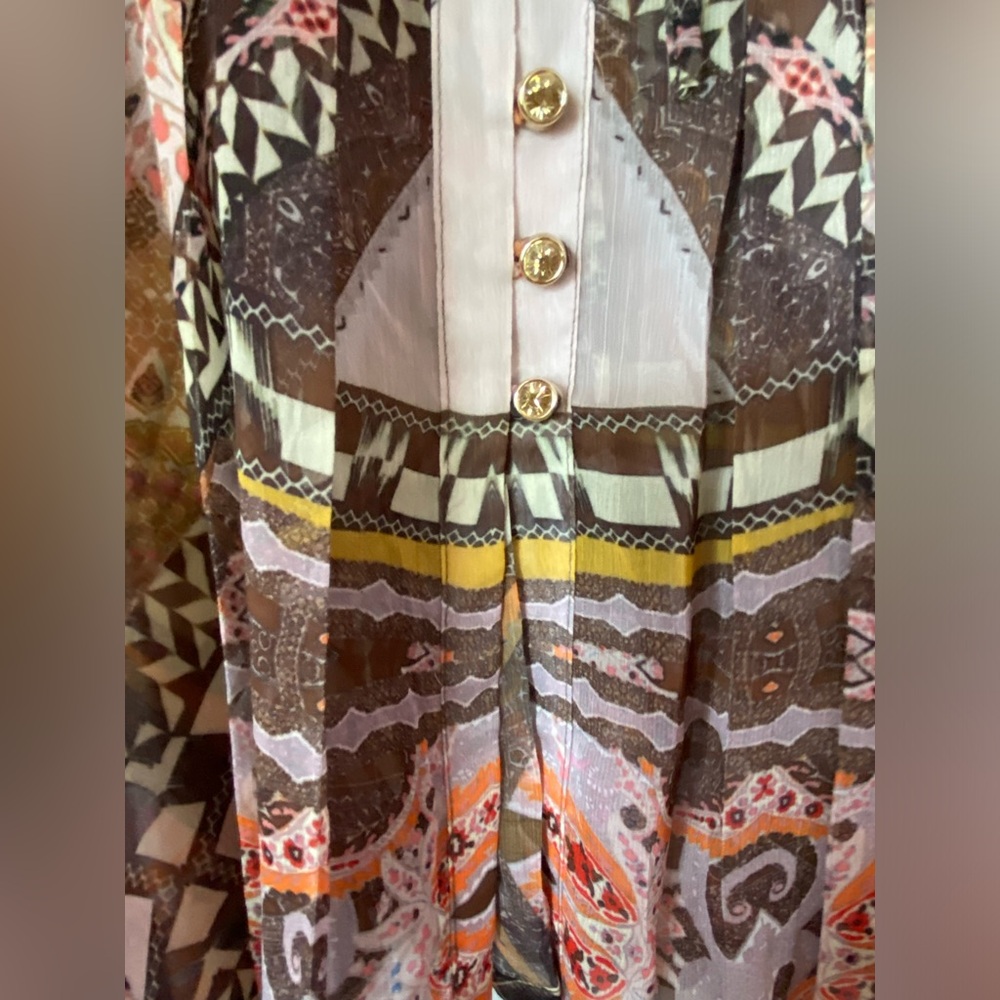 V Christina Button Up Blouse Size Woman’s Large Rhinestone Buttons - Picture 6 of 7